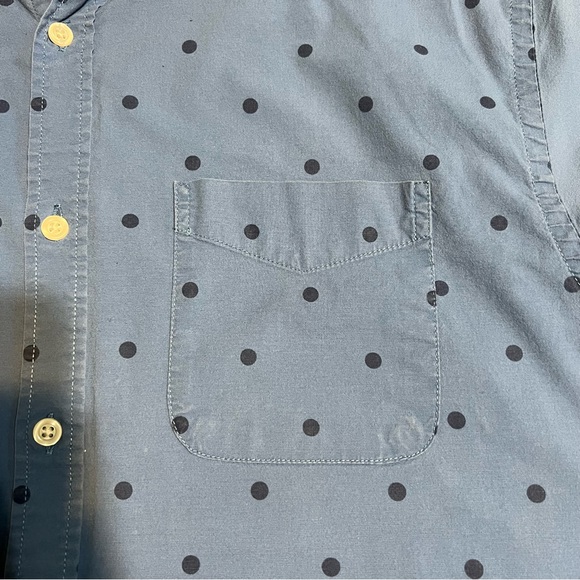Old Navy Men Slim Fit Built-In-Flex Polka Dot Blue Button Down Shirt - Picture 3 of 4